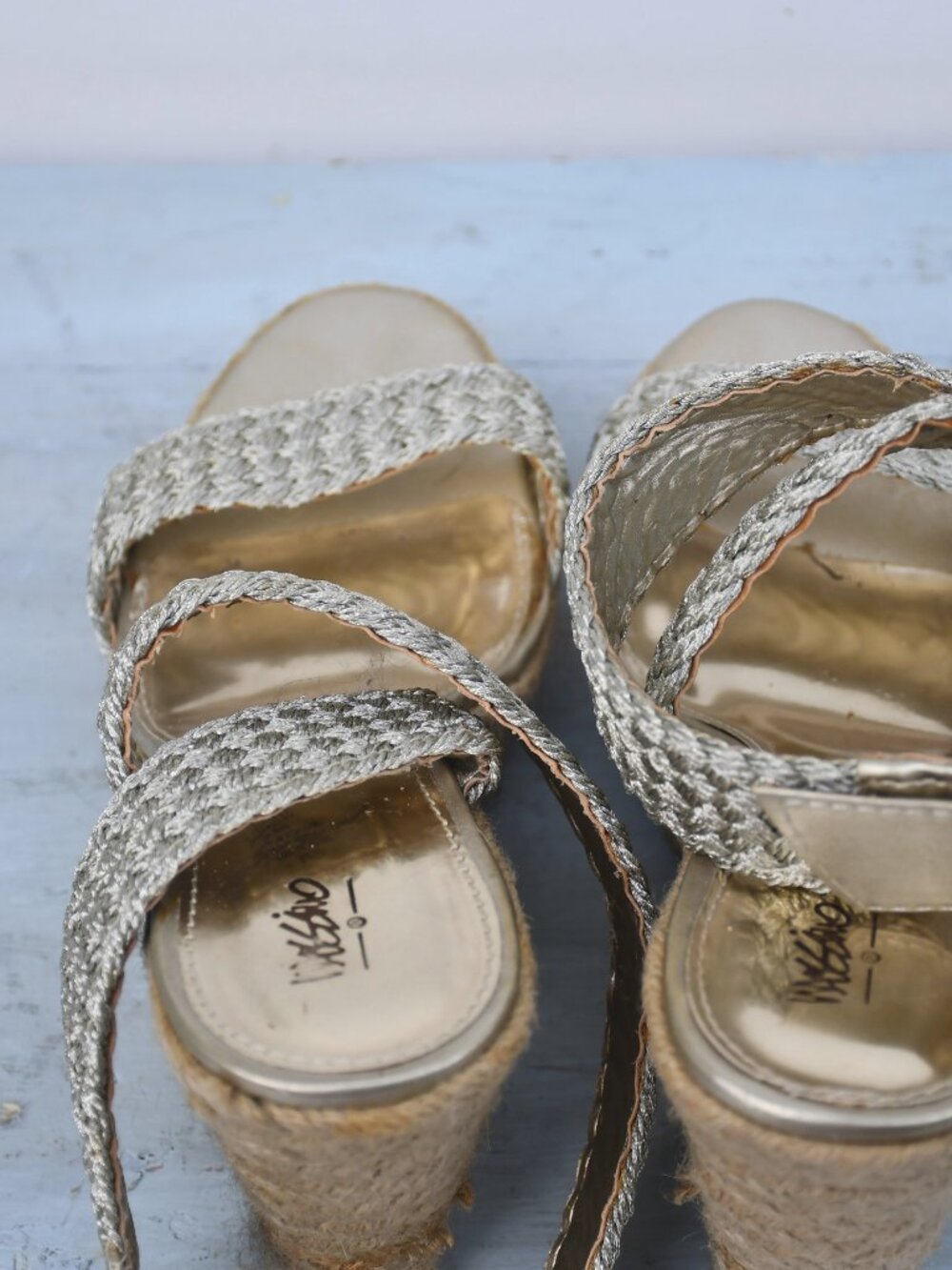 Gold metalic Braided Espadrille Wedge Sandal Ankle strap (Sz 7.5)